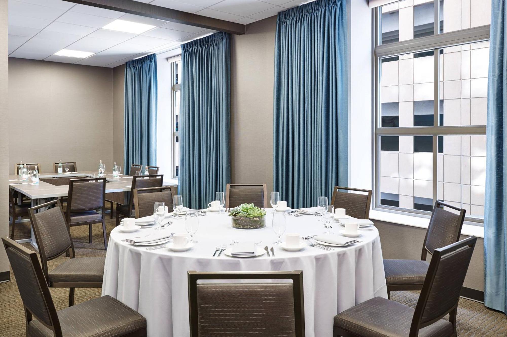 The Westin Book Cadillac Detroit Esterno foto